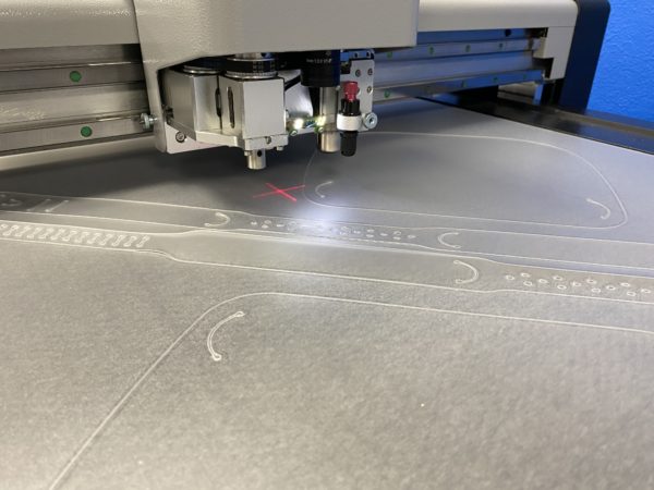 Duplo DPC-600 PKG Digital Die Cutter - view 5
