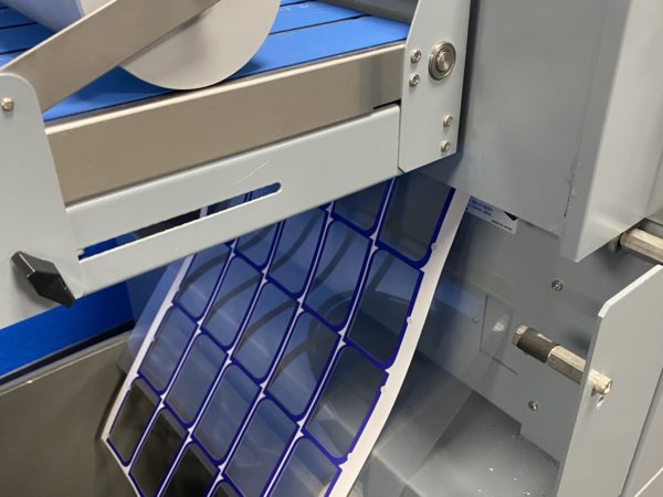 Duplo UD-M300 Rotary Die Cutter - view 4